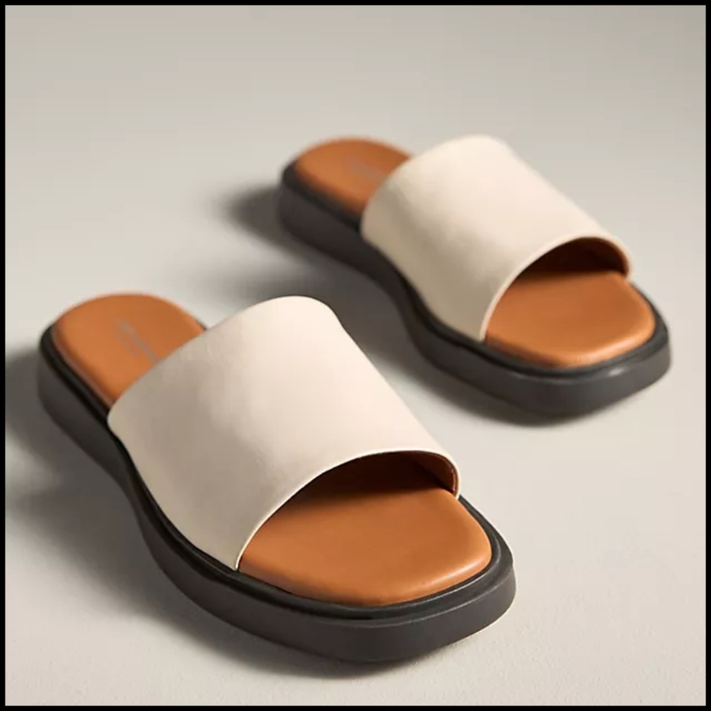 EUC Vagabond Connie Sandals in Off White Leather